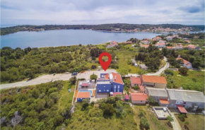 Two-Bedroom Apartment in Veli Rat